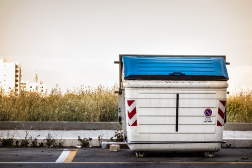 Construction waste removal vehicle in action